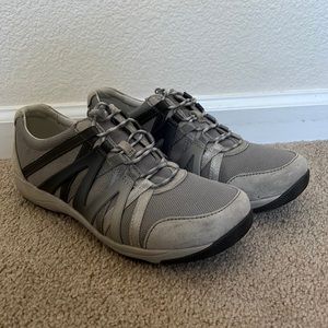 Dansko Hattie Sneaker